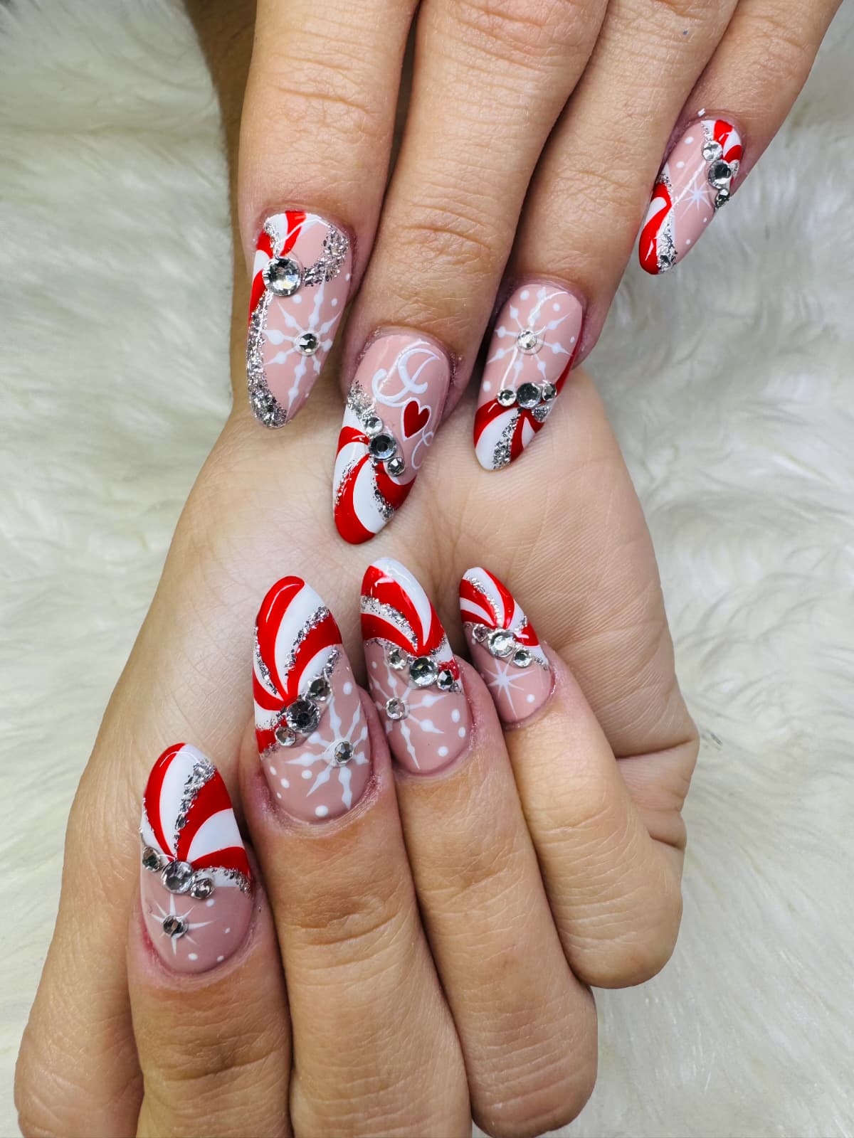 Glow Nail Bar
